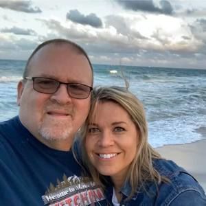 Meet your Posher, Cary